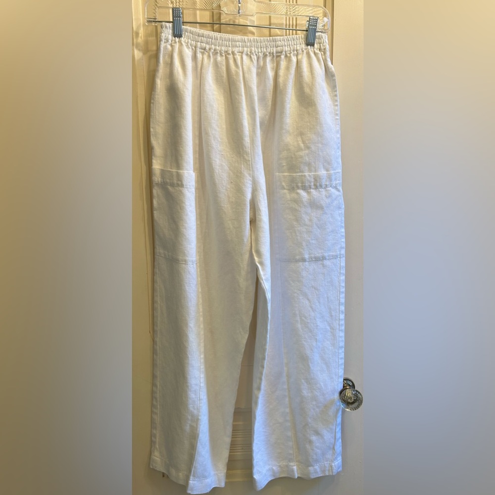 Eskandar Crisp White Linen Trousers with Front & Side Pockets.